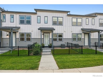 2865 Bear Springs Cir, Longmont, CO 80503