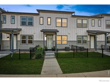2865 Bear Springs Cir, Longmont, CO 80503