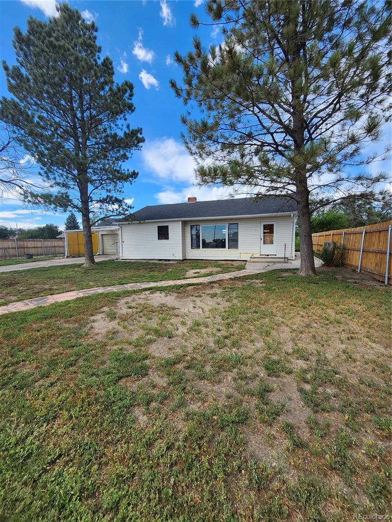 1134 4th St, Limon, CO 80828