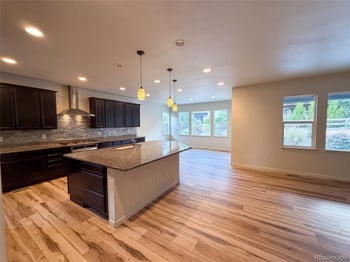 18402 W 93rd Pl, Arvada, CO 80007