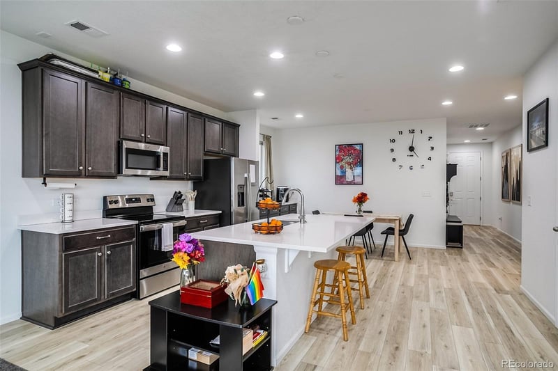 27656 E 10th Dr, Aurora, CO 80018