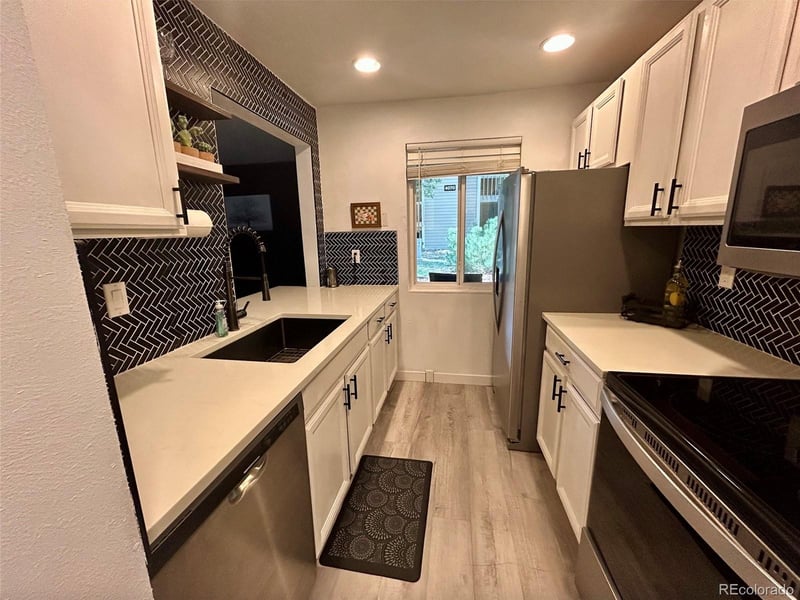 4068 S Atchison Way #101, Aurora, CO 80014