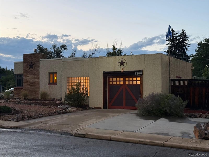 1300 Syracuse St, Denver, CO 80220