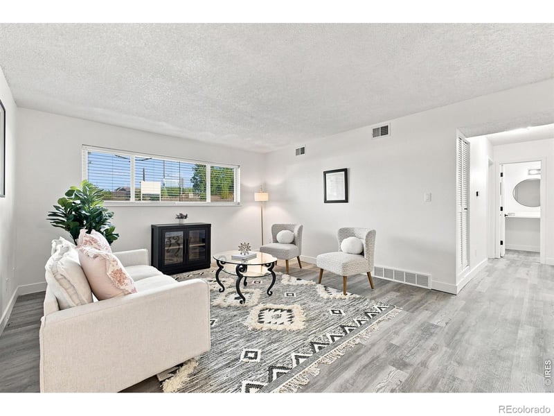 50 E Highline Cir #102, Centennial, CO 80122