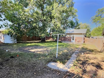 1944 23rd Ave Ct, Greeley, CO 80634