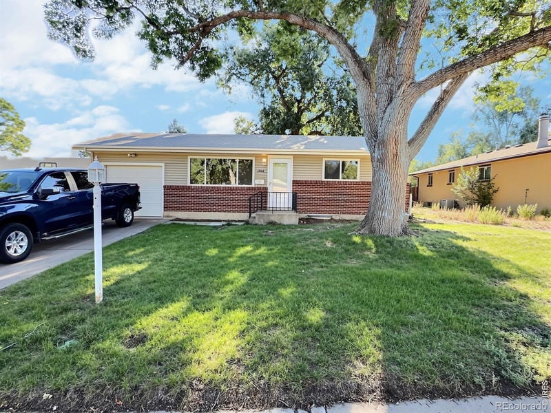 1944 23rd Ave Ct, Greeley, CO 80634