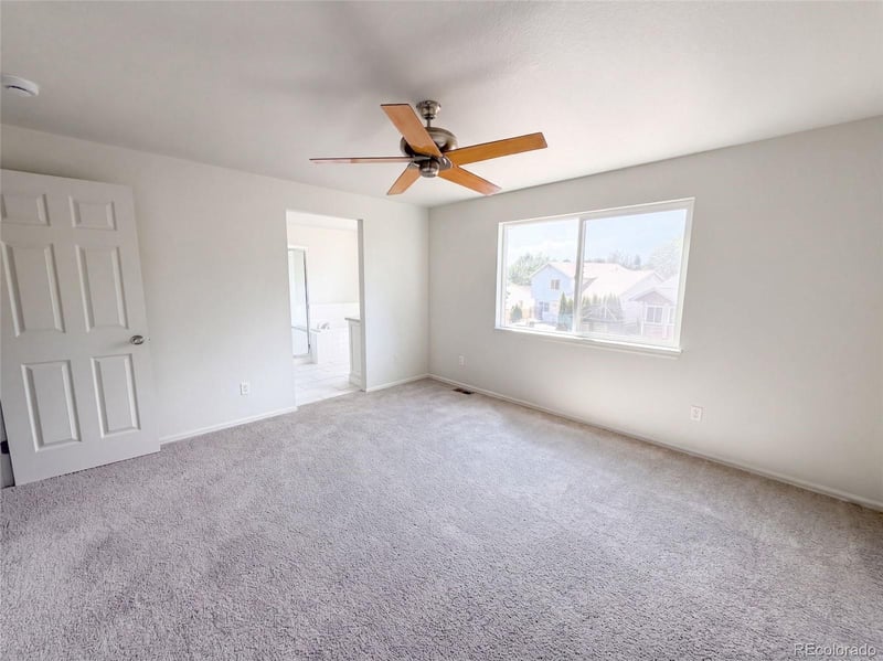 9537 Clayton Ct, Thornton, CO 80229