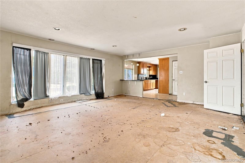 6974 S Lakeview St, Littleton, CO 80120