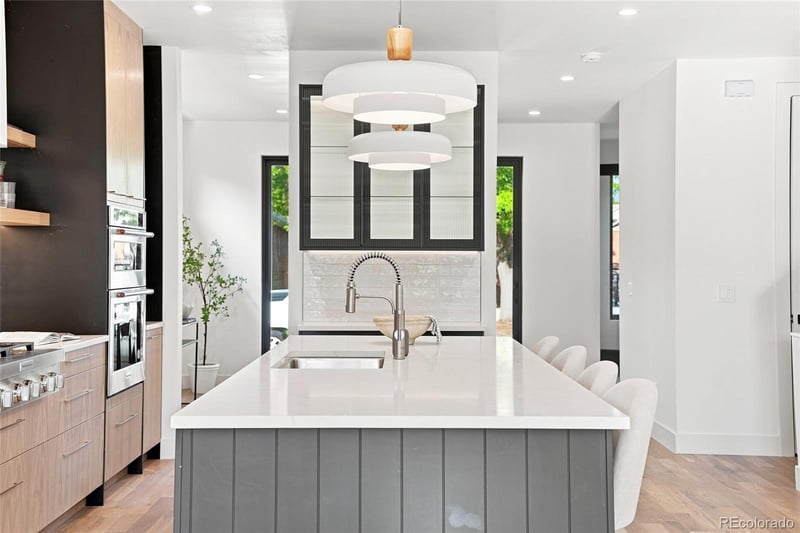1378 S Washington St, Denver, CO 80210