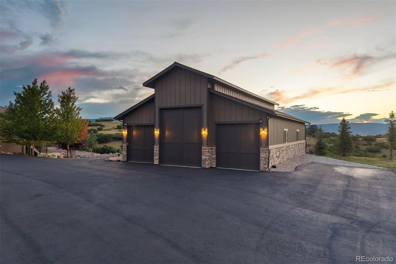 2607 Hawken Dr, Castle Rock, CO 80109