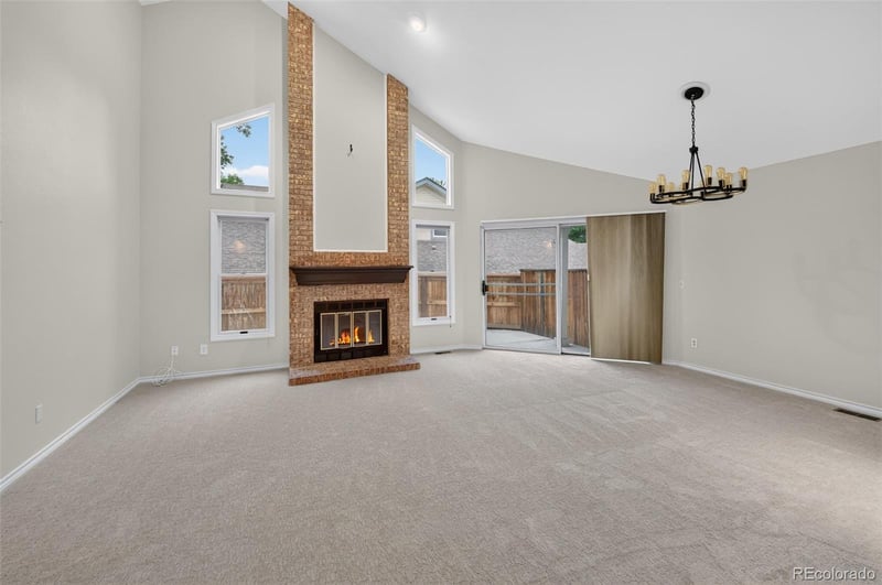 2577 S Independence Ct, Denver, CO 80227