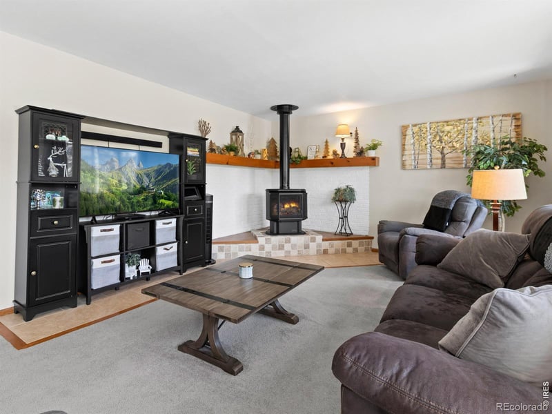 1047 Tranquil Ln, Estes Park, CO 80517