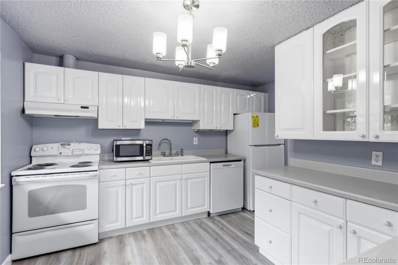 1008 N Corona St #501, Denver, CO 80218