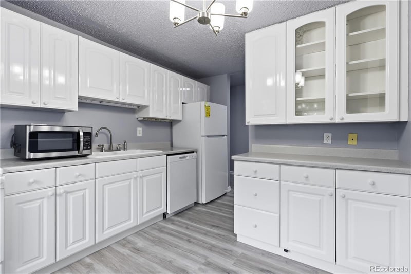 1008 N Corona St #501, Denver, CO 80218