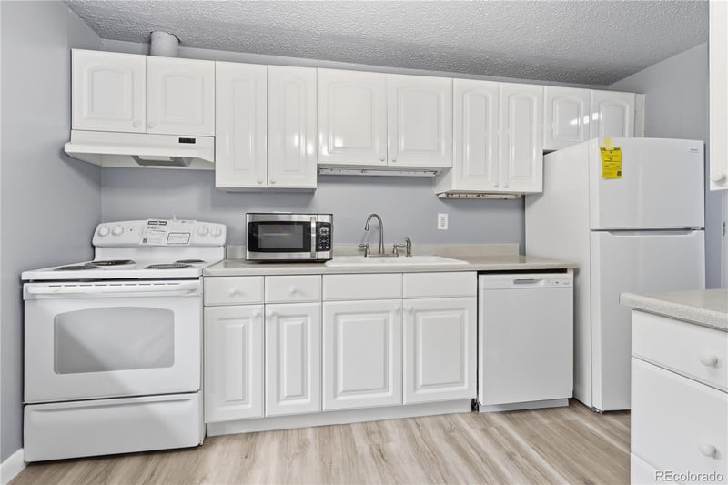 1008 N Corona St #501, Denver, CO 80218