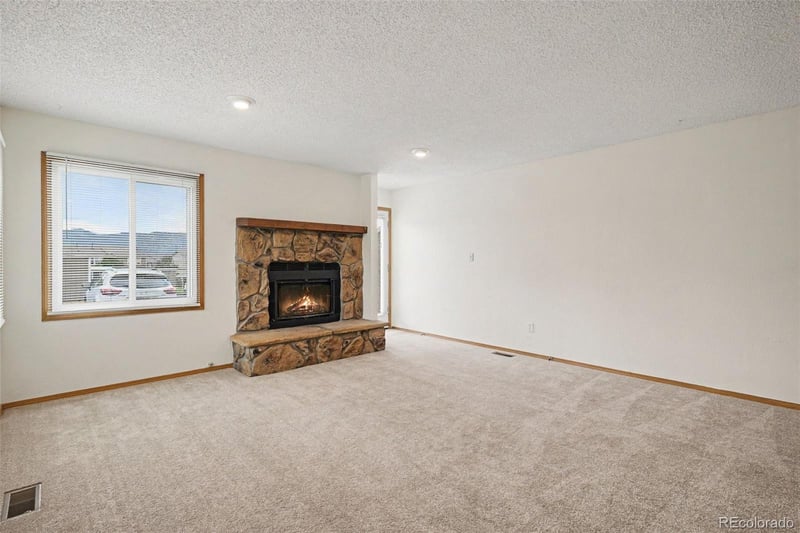 1050 Magic Lamp Way #E, Monument, CO 80132