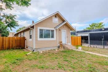 1525 Chester St, Aurora, CO 80010