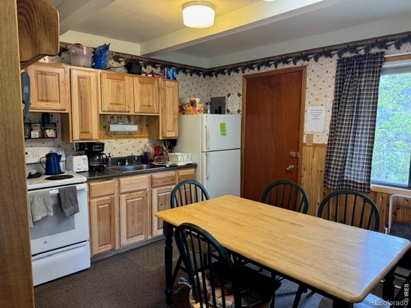 13348 Pingree Park Rd, Bellvue, CO 80512