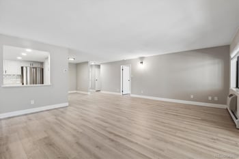13901 E Marina Dr #102, Aurora, CO 80014