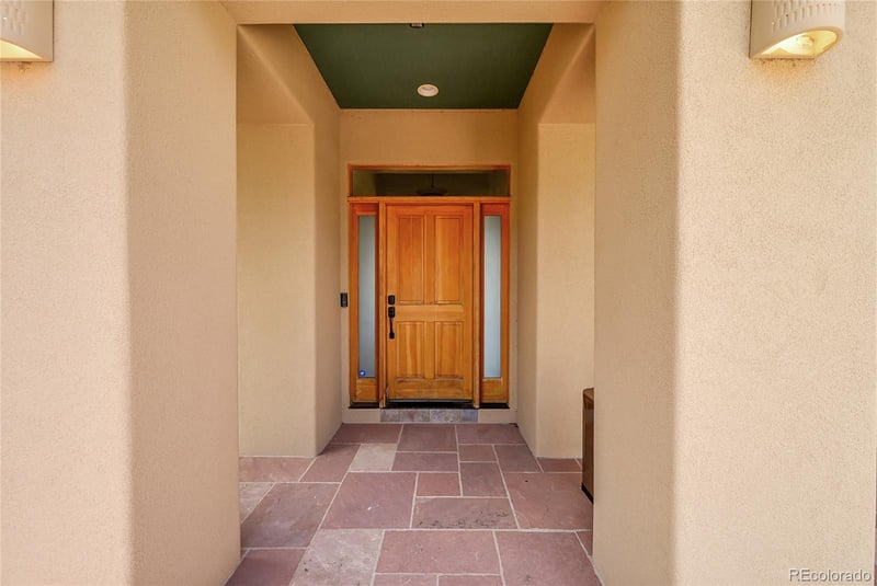 365 Vasquez Ct, Lyons, CO 80540