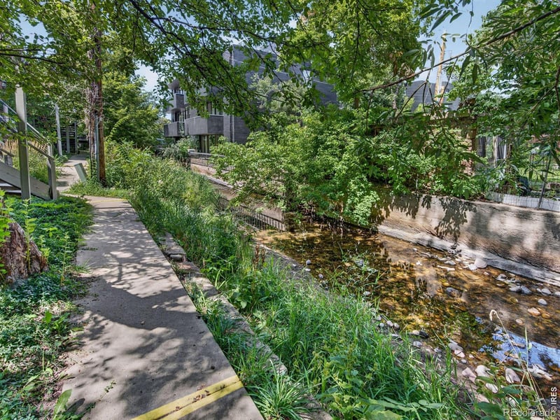 1633 18th St #6, Boulder, CO 80302