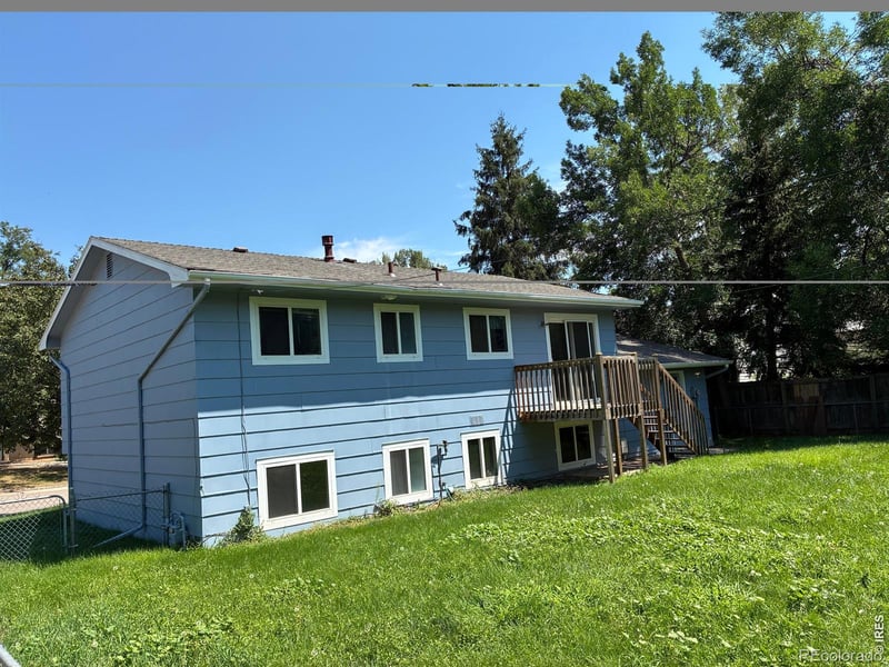1213 Village Ln, Fort Collins, CO 80521