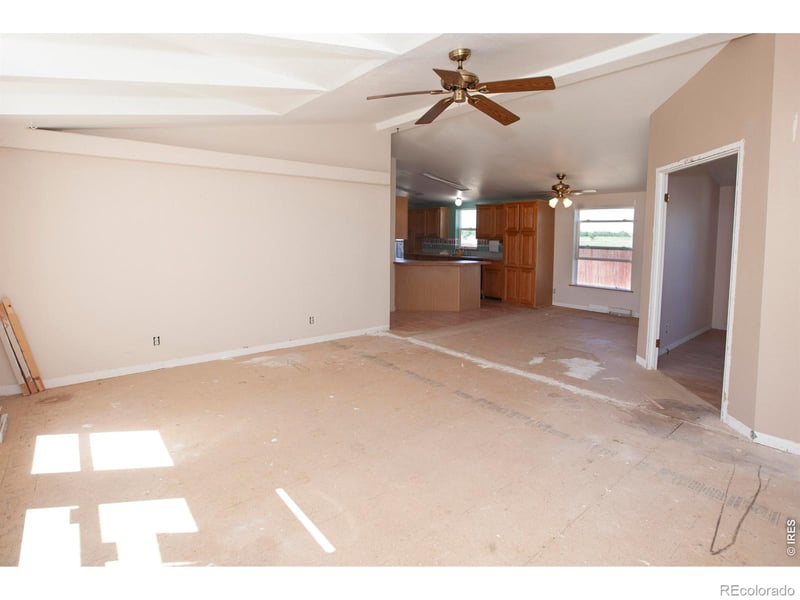 15611 Deerfield St, Sterling, CO 80751