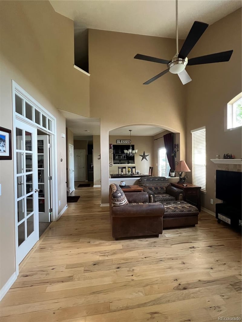 896 Ironspur Ct, Castle Rock, CO 80108