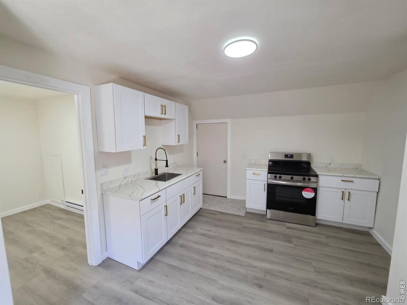 425 N 3rd Ave, Sterling, CO 80751