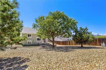 2511 S Genoa St, Aurora, CO 80013