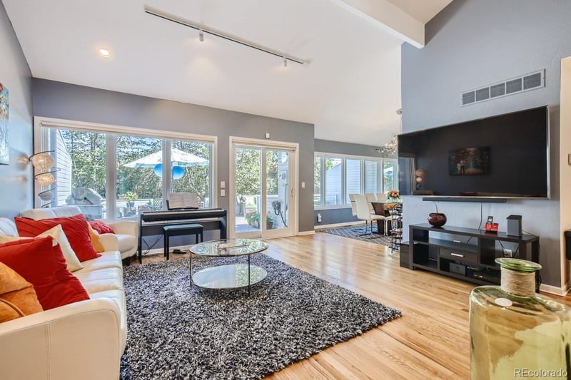 9200 E Cherry Creek South Dr #4, Denver, CO 80231
