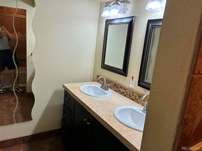 3550 S Harlan St #242, Denver, CO 80235