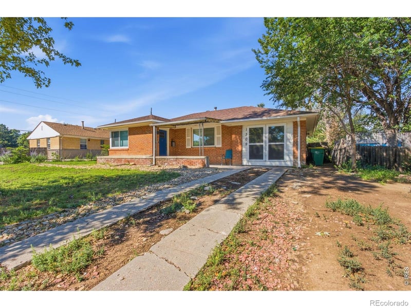 1309 Florence St, Aurora, CO 80010