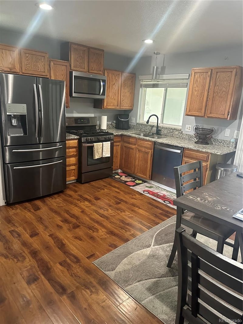 1420 S Lewiston St, Aurora, CO 80017
