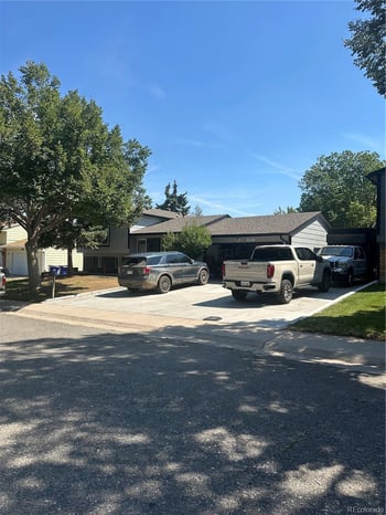 1420 S Lewiston St, Aurora, CO 80017