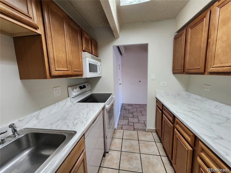 8060 E Girard Ave #210, Denver, CO 80231