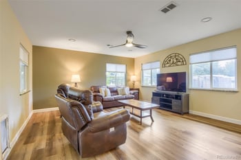 1547 S Uvalda St, Aurora, CO 80012