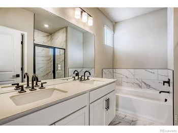 2841 Bear Springs Cir, Longmont, CO 80503