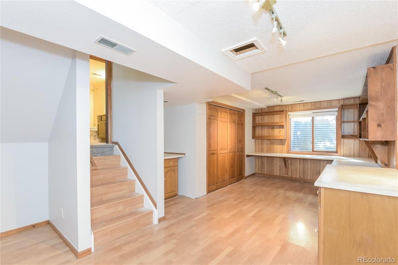 4050 S Espana Way, Aurora, CO 80013