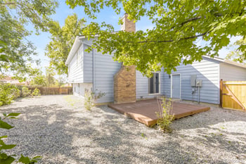 4050 S Espana Way, Aurora, CO 80013