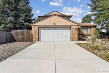 16976 E Progress Cir, Aurora, CO 80015
