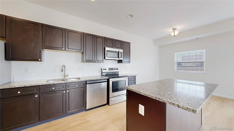 2691 Sable Blvd, Aurora, CO 80011