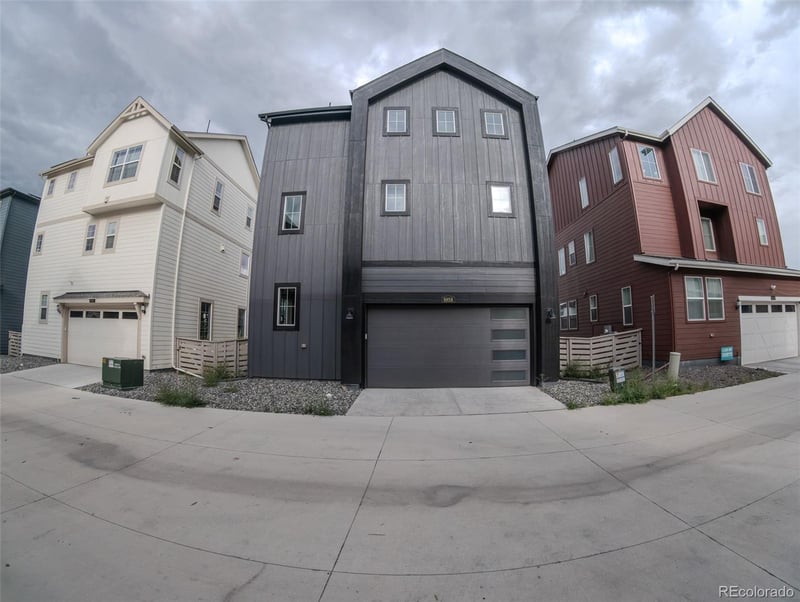 8858 Waterleaf Ln, Littleton, CO 80125