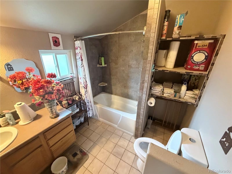 1663 Monroe St, Strasburg, CO 80136