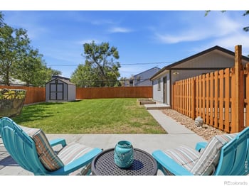 1611 Sunset Dr, Louisville, CO 80027