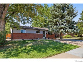 1611 Sunset Dr, Louisville, CO 80027