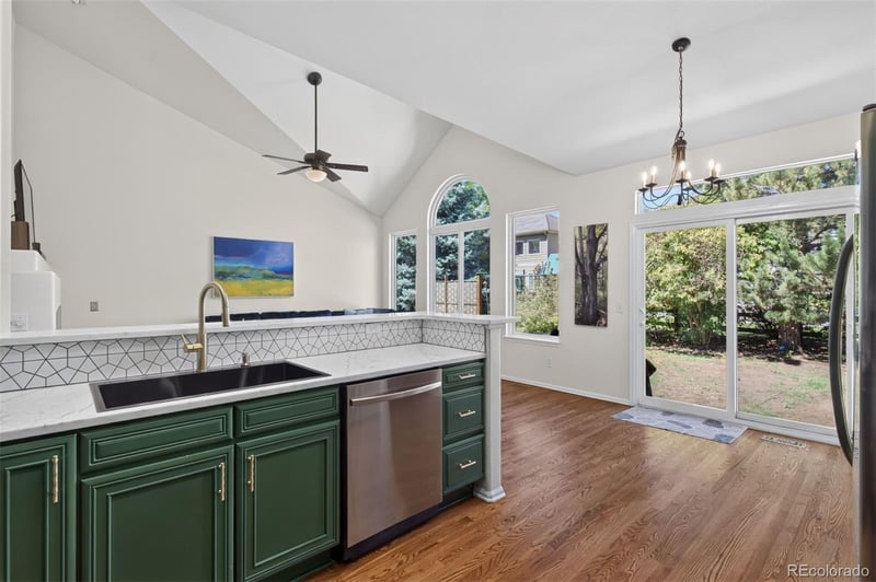 17807 E Oakwood Ln, Aurora, CO 80016