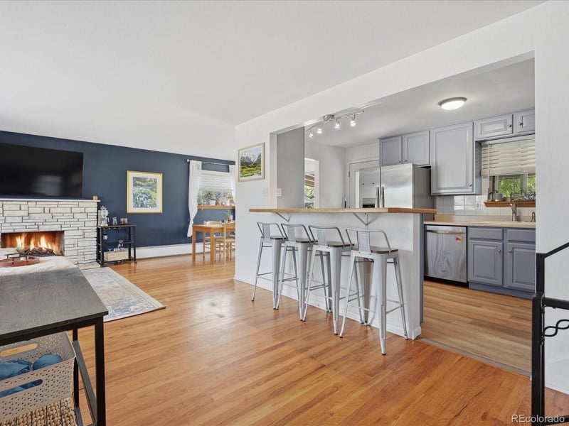 205 Tucson St, Aurora, CO 80011
