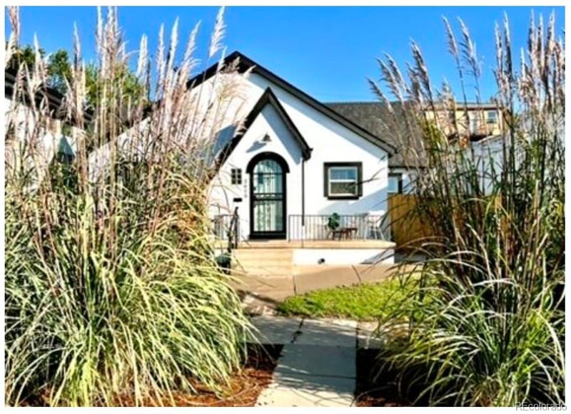 2615 W Caithness Pl, Denver, CO 80211