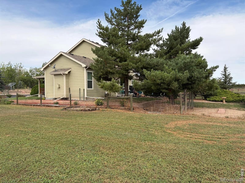 7800 Little Fox Ln, Wellington, CO 80549
